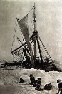 Shackleton Expedition, the ship 'Endurance' imprisoned by the ice is slowly sinking into the Wedd?