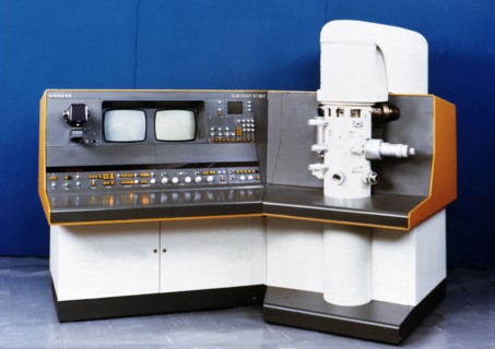 Electronic microscope of Siemens transmission ST100F.
