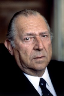 Juan de Borbon y Battenberg (1913-1993), Earl of Barcelona, ??son of Alfonso XIII and father of J?