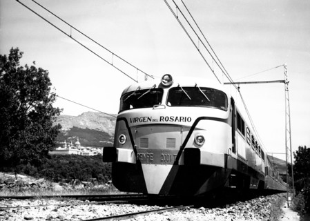 Automotive train Talgo III, 1950.