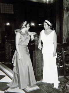 Encarnación López 'La Argentinita' (1895-1945), Spanish dancer and choreographer.