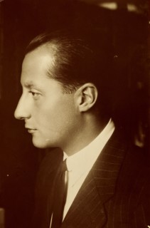 José Antonio Primo de Rivera (1903-1930), abogado y político español, fundador de la Falange Espa?
