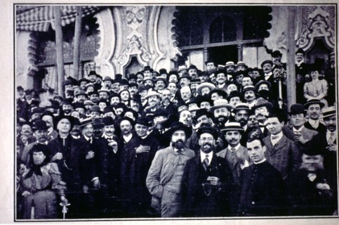 International Congress of the Catalan Language held in Barcelona in 1906, participants at the res?