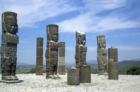 Tula, religious civic center of the Toltec culture founded around 900 BC. JC, under the name Toll?