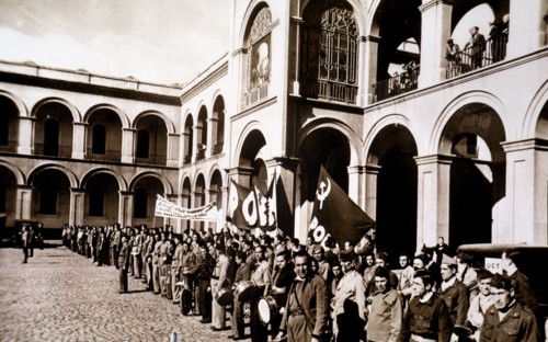 Spanish Civil War (1936 - 1939), the POUM militia training in the courtyard of the Lenin Barracks?
