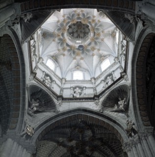 Tarazona Cathedral, inside of the cimborio.