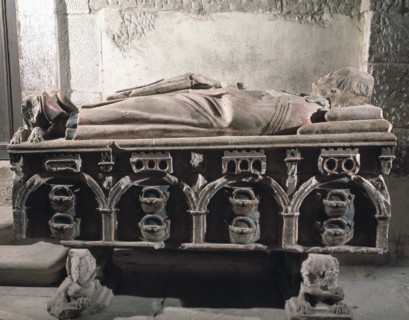 Tomb of Fernando Pérez de Guzmán in the monastery of Santo Domingo de Silos.