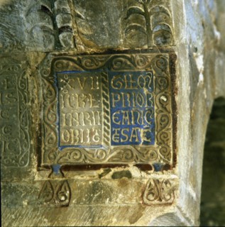 Detail of the obituary inscriptions on the soffit of an arc, used as a book page of the chapter r?