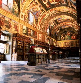 Overview of the Library of the Monastery of San Lorenzo de El Escorial.