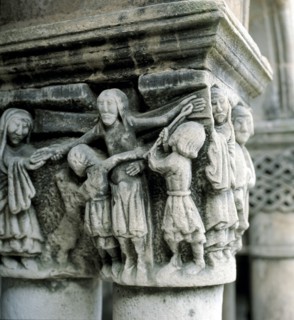 Detail of a capital in the cloister of the collegiate.