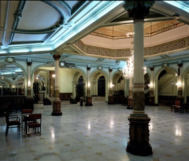 Hall of the Oriente Hotel in the Rambla in Barcelona, ??it was the cloister of the former College?
