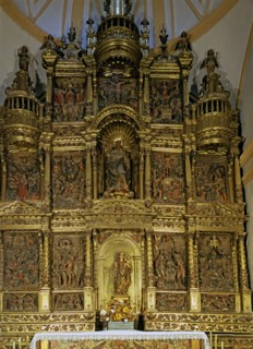 Altarpiece of the Rosary in the Church of Santa Maria de Agramunt (Lleida), framed in gold, it pr?