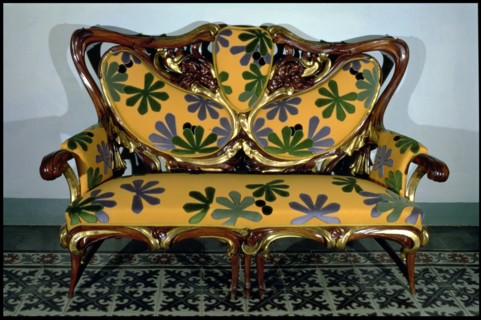 Sofa designed for Ibarz House, designed by Aleix Clapés.