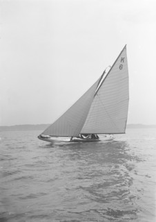 The 7 Metre Olympic class 'Quaker Girl', 1913. Creator: Kirk & Sons of Cowes.