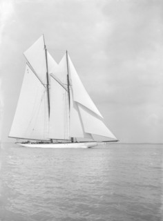 The 380 ton A Class schooner 'Margherita' sailing close-hauled, 1913. Creator: Kirk & Sons of Cowes.