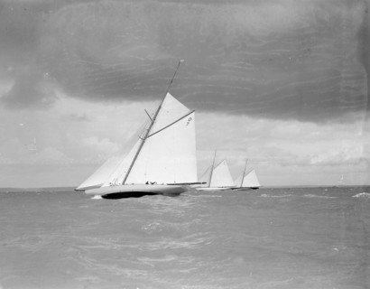 'Istria', 'The Lady Anne', & 'Vanity' racing upwind, 1912. Creator: Kirk & Sons of Cowes.