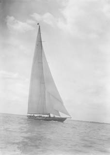 'Britannia' sails close-hauled, 1933. Creator: Kirk & Sons of Cowes.