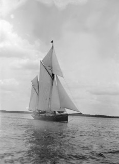 The ketch 'Palatina' under way, 1911. Creator: Kirk & Sons of Cowes.