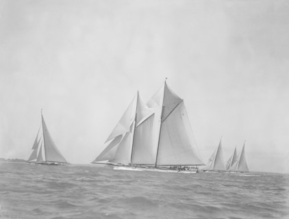 'Shamrock', 'Westward', 'Britannia', 'Astria' and 'Velsheda', 1933. Creator: Kirk & Sons of Cowes.