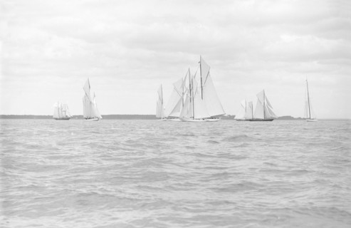 Big Class yachts starting the King's Cup race, 1913. Creator: Kirk & Sons of Cowes.