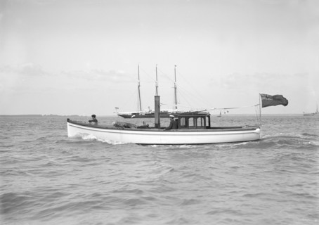 W. White & Sons launch, 1911. Creator: Kirk & Sons of Cowes.