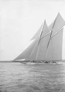 The 380 ton A Class schooner 'Margherita' sailing close-hauled, 1913. Creator: Kirk & Sons of Cowes.