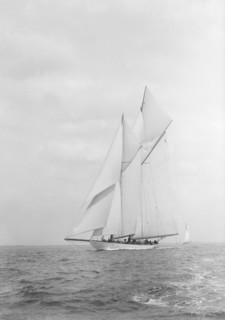 The spectacular 338-ton Big Class schooner 'Westward', 1926. Creator: Kirk & Sons of Cowes.