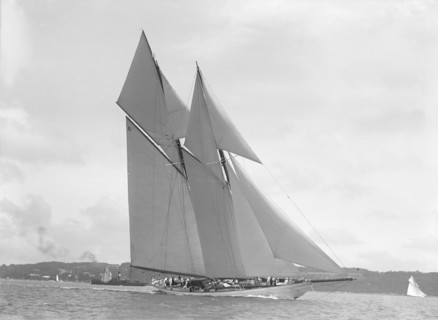 The 250 ton schooner 'Germania' sails close-hauled, 1911. Creator: Kirk & Sons of Cowes.