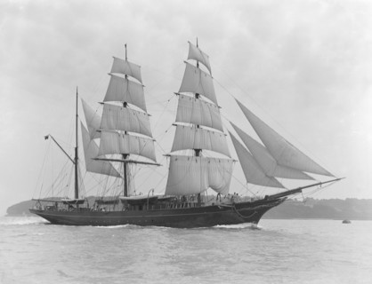 The 135 ft barque sailing ship 'Modwena', 1911. Creator: Kirk & Sons of Cowes.