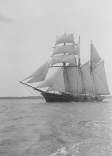 The auxiliary sailing ship 'Sunbeam', 1911. Creator: Kirk & Sons of Cowes.