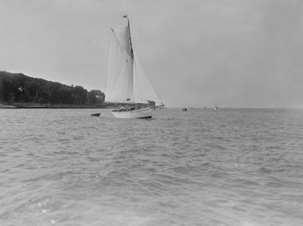 The cutter 'Fantome' towing tender, 1920. Creator: Kirk & Sons of Cowes.