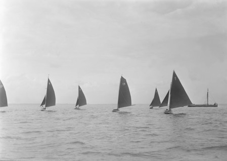 Group of racing Redwing keelboats, 1922. Creator: Kirk & Sons of Cowes.