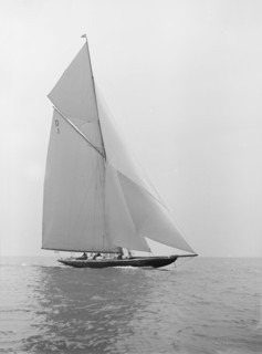 The 15 Metre sailing yacht 'Pamela' sailing close-hauled, 1913. Creator: Kirk & Sons of Cowes.