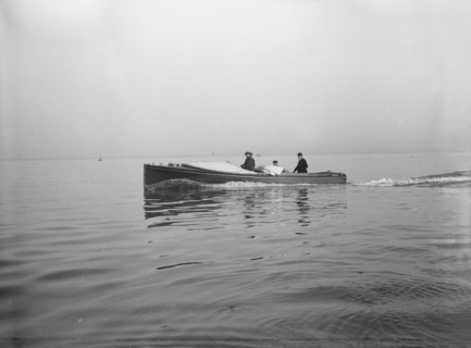 Admiralty motor launch under way, 1914. Creator: Kirk & Sons of Cowes.