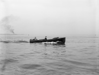 Yacht's motor launch, 1914. Creator: Kirk & Sons of Cowes.