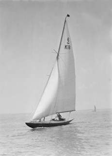 The 6 Metre sailing yacht 'Patience', 1922. Creator: Kirk & Sons of Cowes.
