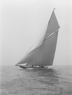 The 15 Metre 'Istria' sailing close-hauled, 1914.  Creator: Kirk & Sons of Cowes.