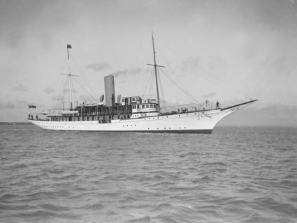 The steam yacht 'Marynthea', 1911. Creator: Kirk & Sons of Cowes.