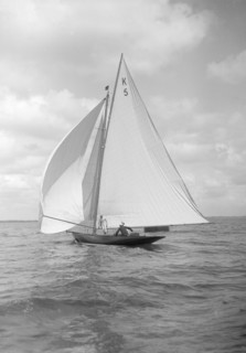 The 7 Metre class 'Endrick', 1912. Creator: Kirk & Sons of Cowes.