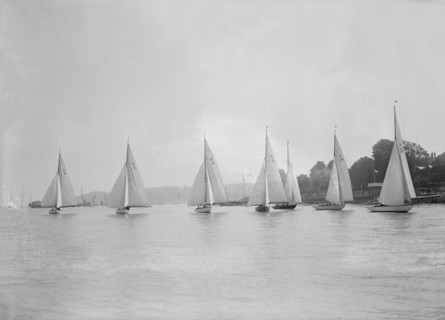 Group of V's: 'Daisy' (6), 'Mary' (3), 'Judy' (4), 'Rosemary' (13), 'Fay' (24) racing, 1931. Creator: Kirk & Sons of Cowes.