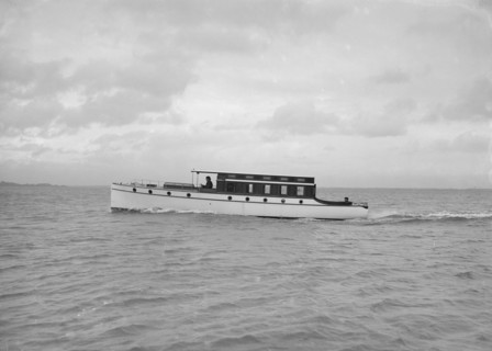 Cabin cruiser D.G.S.P., 1913. Creator: Kirk & Sons of Cowes.