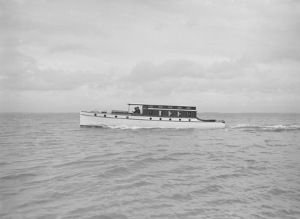 Cabin cruiser D.G.S.P., 1913. Creator: Kirk & Sons of Cowes.