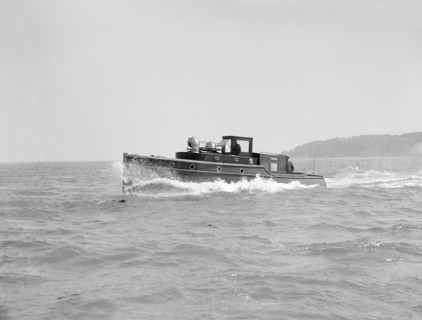 Wolseley motor launch, 1914.  Creator: Kirk & Sons of Cowes.