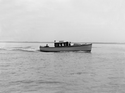 Mitcham cabin cruiser, 1914. Creator: Kirk & Sons of Cowes.