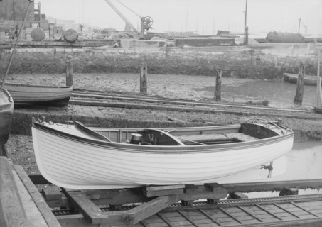 Mitcham launch, 1913. Creator: Kirk & Sons of Cowes.
