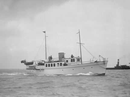 The 71 ton motor yacht 'Romana' under way, 1936. Creator: Kirk & Sons of Cowes.