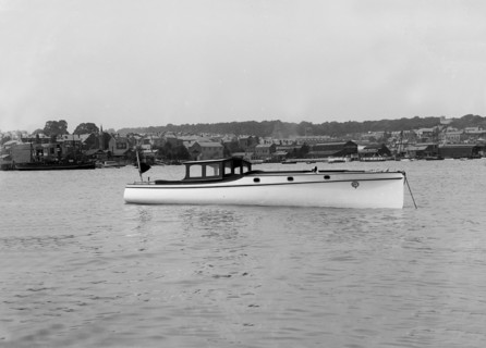 Wolseley motor launch at anchor, 1914. Creator: Kirk & Sons of Cowes.