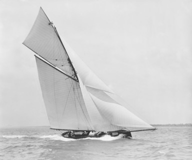 The gaff rigged cutter 'Bloodhound' sailing close-hauled. Creator: Kirk & Sons of Cowes.