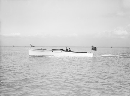The motor launch 'Wendy' under way, 1913. Creator: Kirk & Sons of Cowes.
