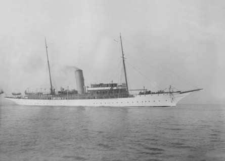 The 142 ton steam yacht 'Sapphire' under way. Creator: Kirk & Sons of Cowes.